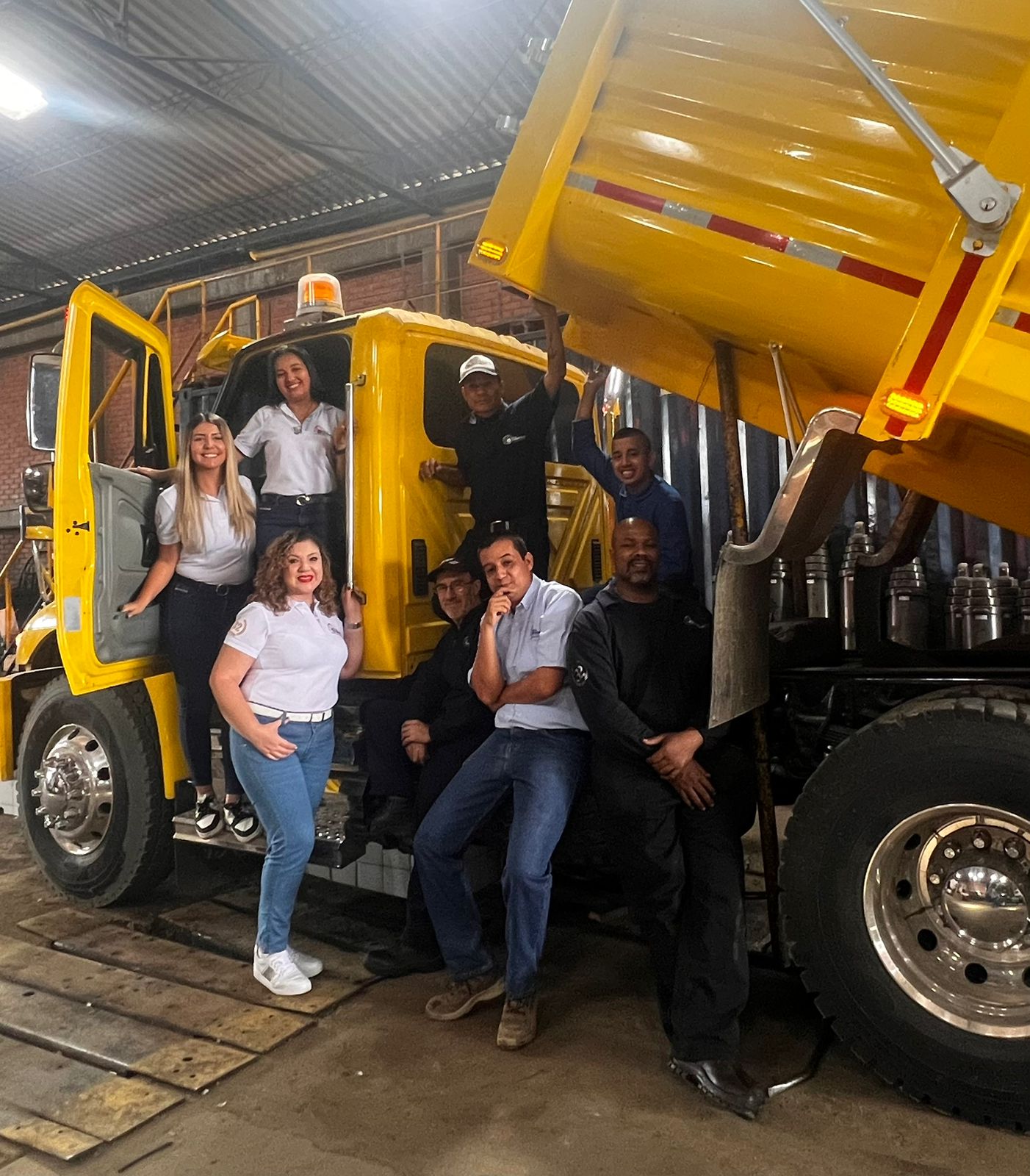 Foto del equipo de Solo Camiones S.A.S.